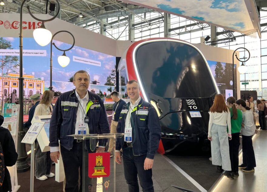 На стенде Тверской области презентовали проект поддержки туризма, провели тематический квиз и рассказали о бережливом производстве