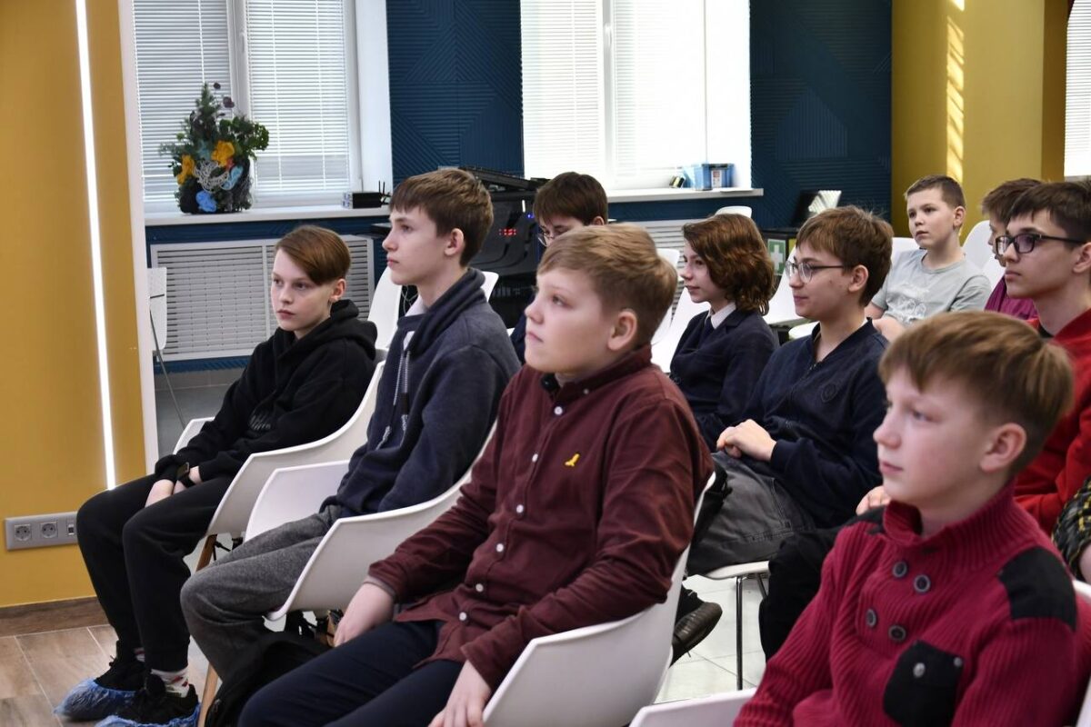 В технопарке «Кванториум» в Твери прошёл открытый урок «Цифровой ликбез»