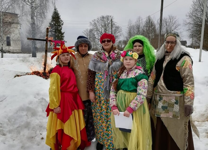 В деревнях Лихославльского округа проводили зиму