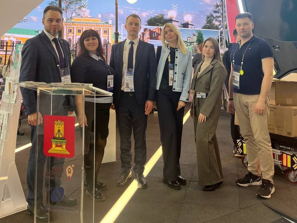 На стенде Тверской области презентовали проект поддержки туризма, провели тематический квиз и рассказали о бережливом производстве