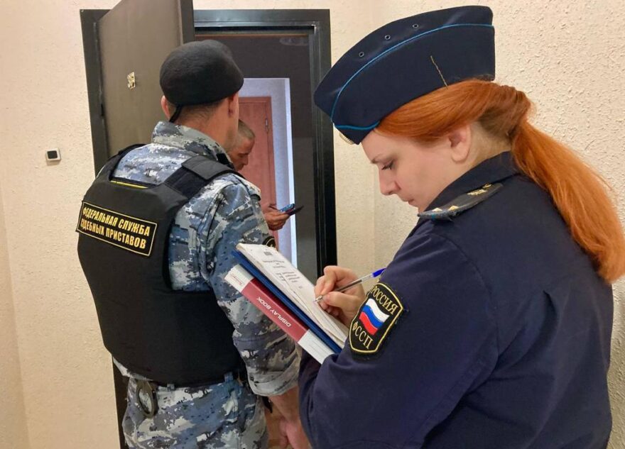 Испугавшись за гараж, житель Тверской области погасил большой долг