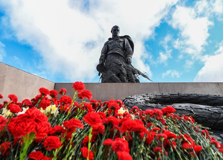 Губернатор поздравил жителей Ржевского района с годовщиной освобождения от немецко-фашистских захватчиков