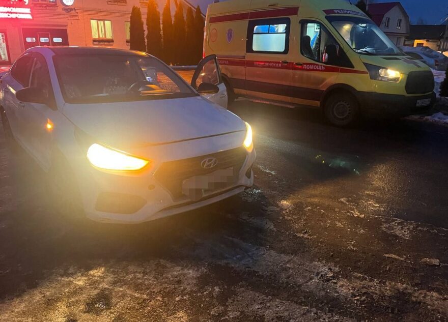 В Твери водитель сбил парня на пешеходном переходе