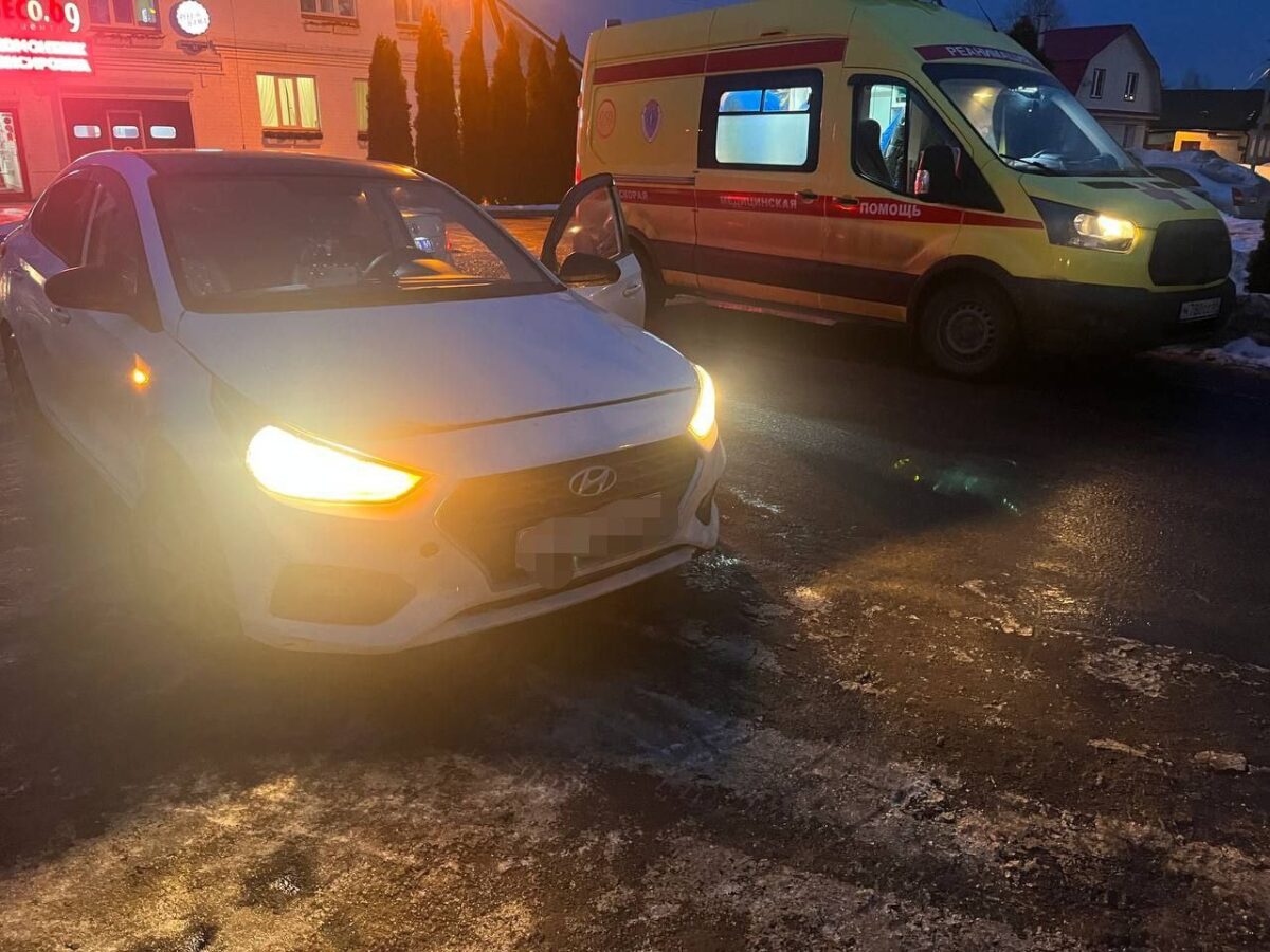 В Твери водитель сбил парня на пешеходном переходе