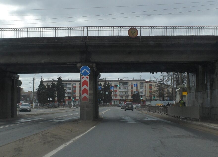 В Твери ограничат движение под путепроводом в Пролетарском районе