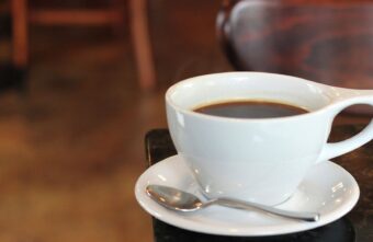 Жителям Тверской области назвали 8 мифов о пользе и вреде кофеина