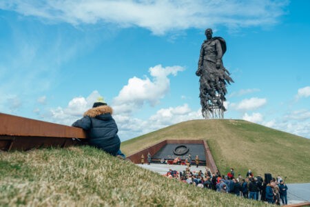Опубликован график работы Ржевского мемориала Советскому солдату в майские праздники  