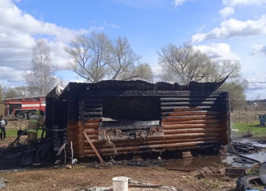 В Тверской области произошёл пожар в беседке