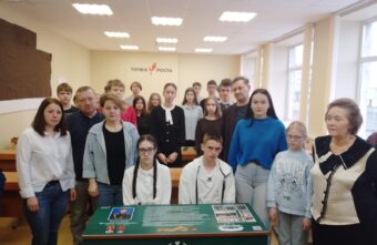 Парту героя открыли в школе погибшего на СВО жителя Торопца Парту героя открыли в школе погибшего на СВО жителя Торопца