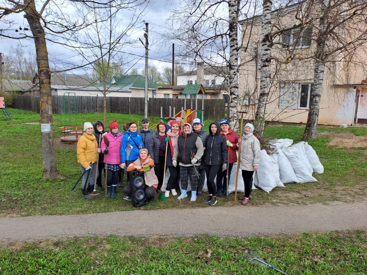 В Тверской области «Единая Россия» провела Всероссийский субботник