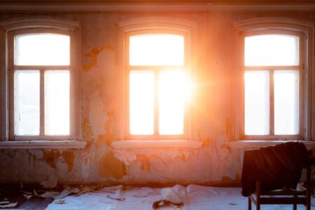 В доме Тверской области нашли уникальные 119-летние обои