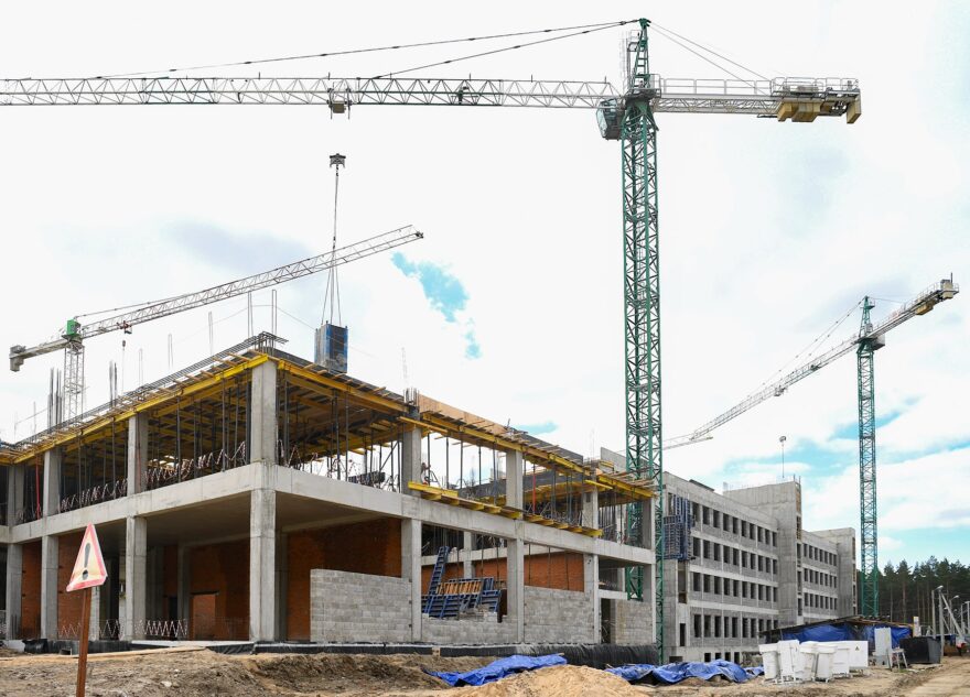 Игорь Руденя провел выездное совещание на площадке строительства Детской областной клинической больницы в Твери