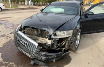 В Тверской области две иномарки не поделили перекрёсток В Тверской области две иномарки не поделили перекрёсток