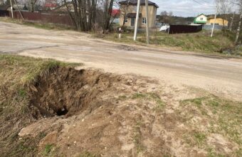 На мосту под Тверью можно «провалиться сквозь землю» На мосту под Тверью можно «провалиться сквозь землю»