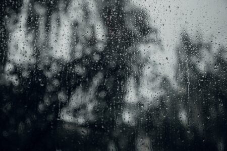 МЧС: в Тверскую область идёт гроза