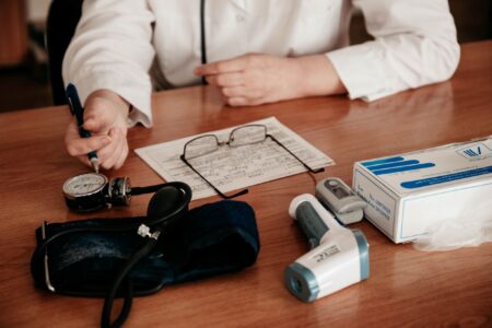 Россиянам рассказали, как найти хороших врачей  