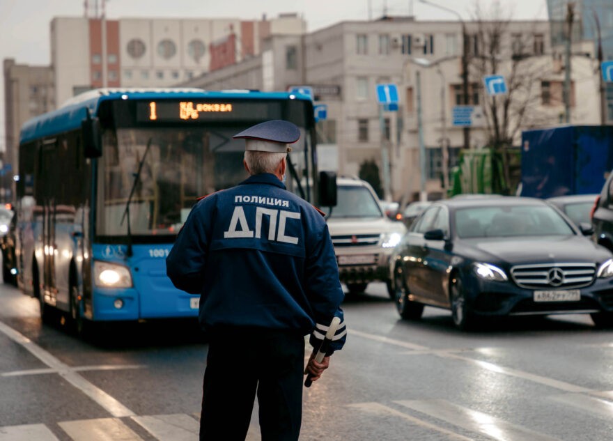 В ГИБДД напомнили о трех частых штрафах на светофоре