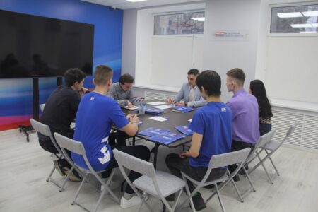 Тверские активисты обсудили график субботников