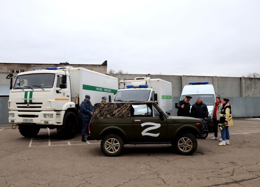 Осужденные из Тверской области отремонтировали автомобиль для разведчиков СВО