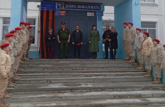 В Тверской области открыли мемориальную доску в честь погибшего в СВО Михаила Фролова В Тверской области открыли мемориальную доску в честь погибшего в СВО Михаила Фролова