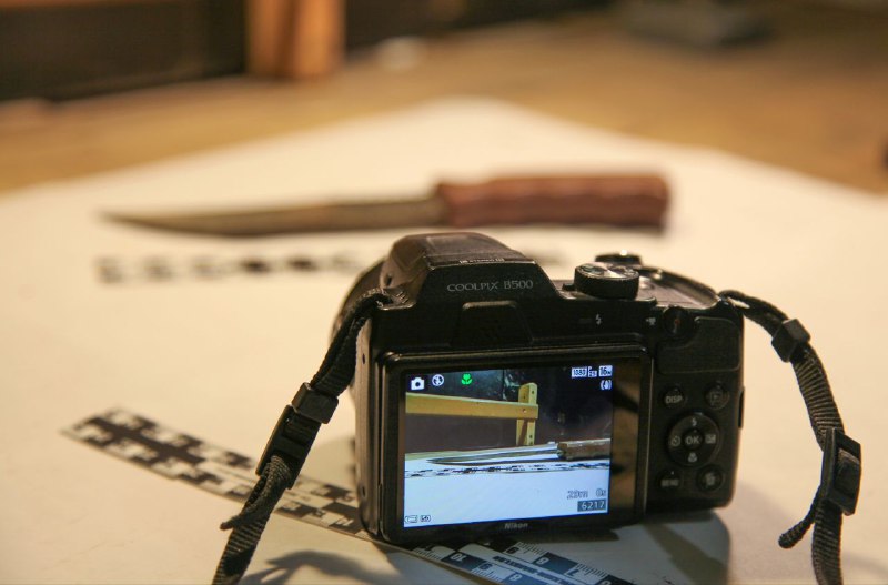 Житель Тверской области убил знакомого ножом и угрожал его подруге