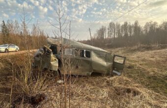 В Тверской области УАЗ вылетел в кювет и опрокинулся
