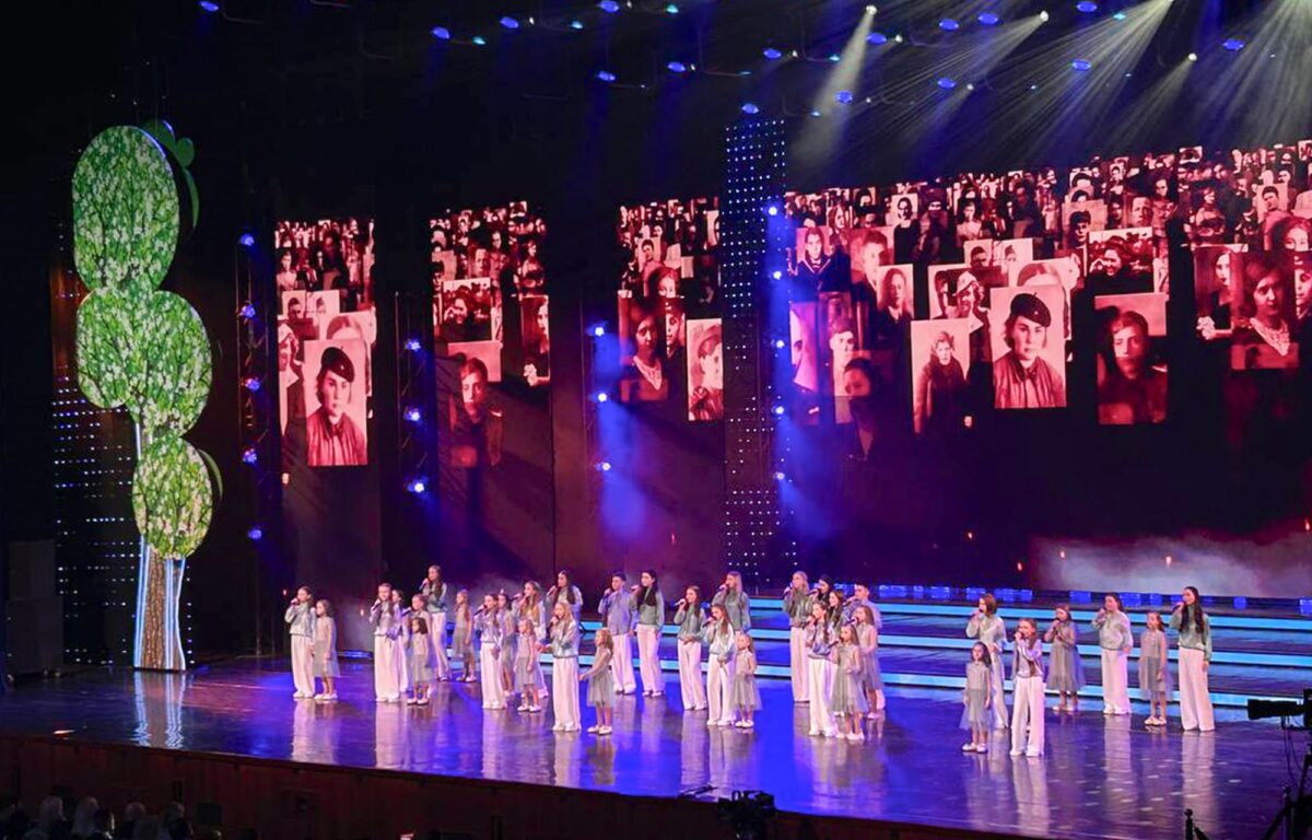 Семьи участников СВО, молодежь Верхневолжья и дети из Белгородской области побывали на концерте в Кремлёвском дворце