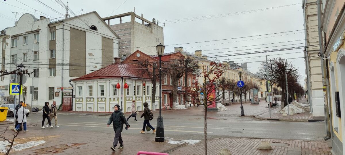 Тверской Арбат: тусовки, аскеры и долгая история