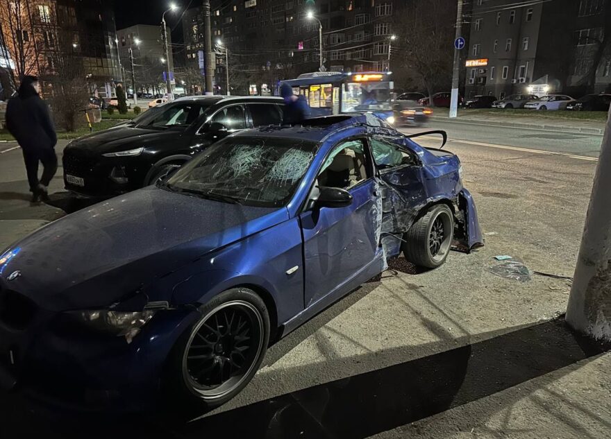 В аварии в Твери пострадал 20-летний парень