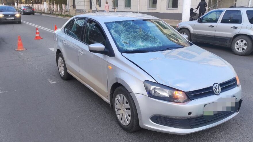 В Твери на переходе под колеса автомобиля попал пешеход