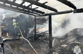 В деревне в Тверской области сгорела баня В деревне в Тверской области сгорела баня