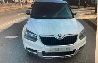 Водитель "Шкоды" сбил девушку на пешеходном переходе в Твери Водитель "Шкоды" сбил девушку на пешеходном переходе в Твери