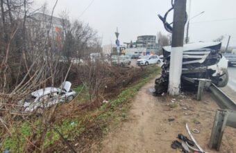 Появилось видео столкновения «Ниссана» и «Форда» в Твери