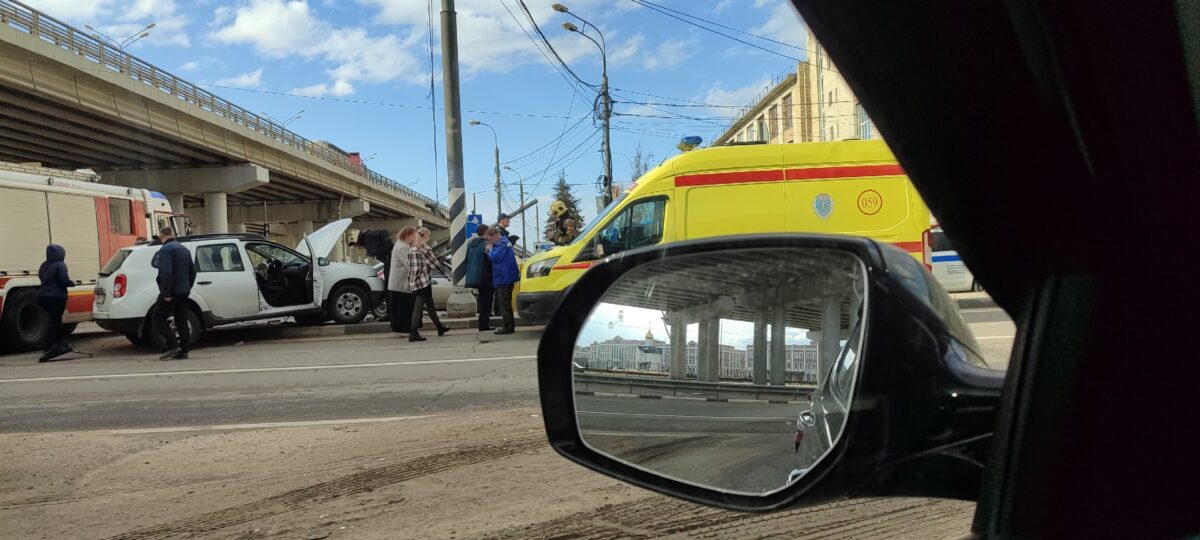 В Твери произошло серьезное ДТП у Мигаловского моста