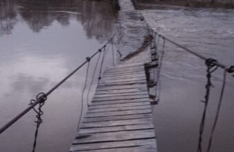 В Тверской области мост ушел под реку