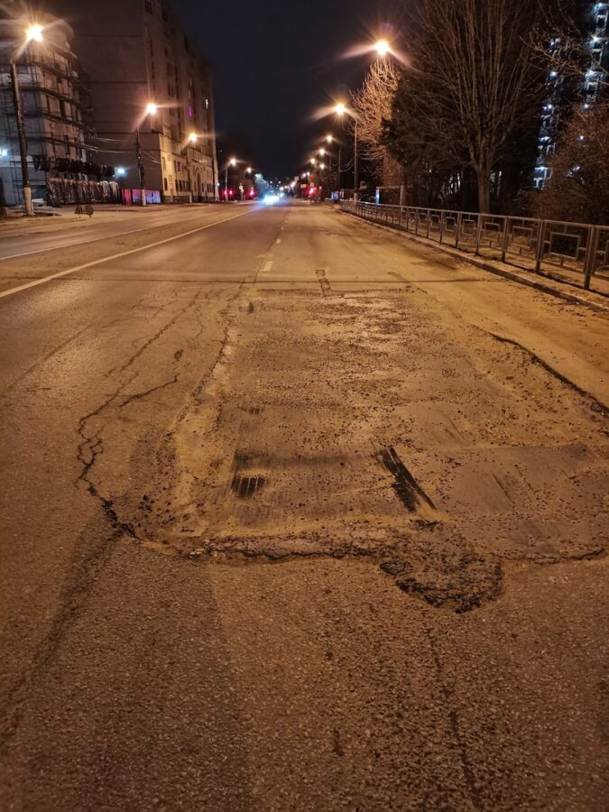 Тверских водителей предупредили об опасности на дороге