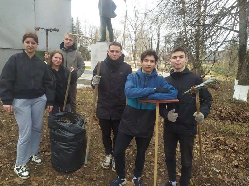 Жители Тверской области участвуют в экологическом субботнике «Зеленая Весна»