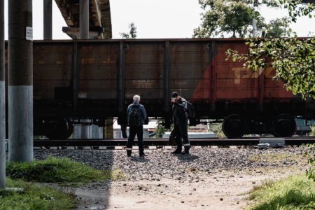 В Тверской области прогулка натолкнула двух мужчин на распил железной дороги В Тверской области прогулка натолкнула двух мужчин на распил железной дороги