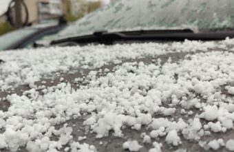 В мае Тверскую область засыпало снегом и градом В мае Тверскую область засыпало снегом и градом