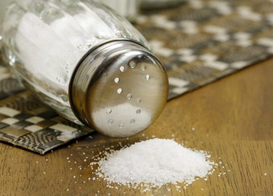 Врач рассказал о всеобщей привычке, которая приводит к инсульту