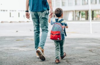 В России органы опеки могут начать платить алименты за родителей-должников