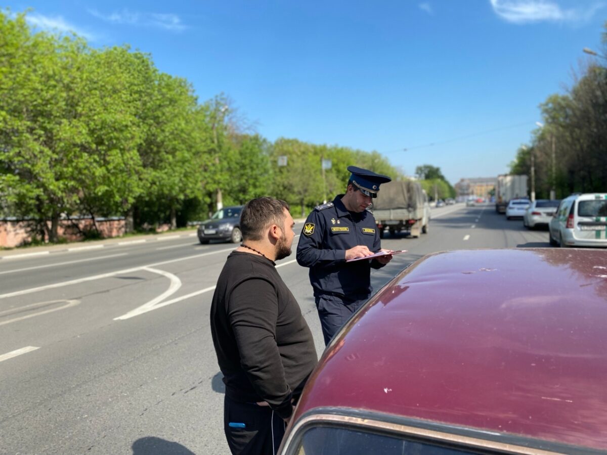 Судебные приставы и автоинспекторы поймали в Твери должников по алиментам |  ТОП Тверь новости