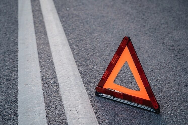 Отчаянно брел по трассе в сторону Оленино: мужчина поблагодарил водителя, который не бросил в беде Отчаянно брел по трассе в сторону Оленино: мужчина поблагодарил водителя, который не бросил в беде