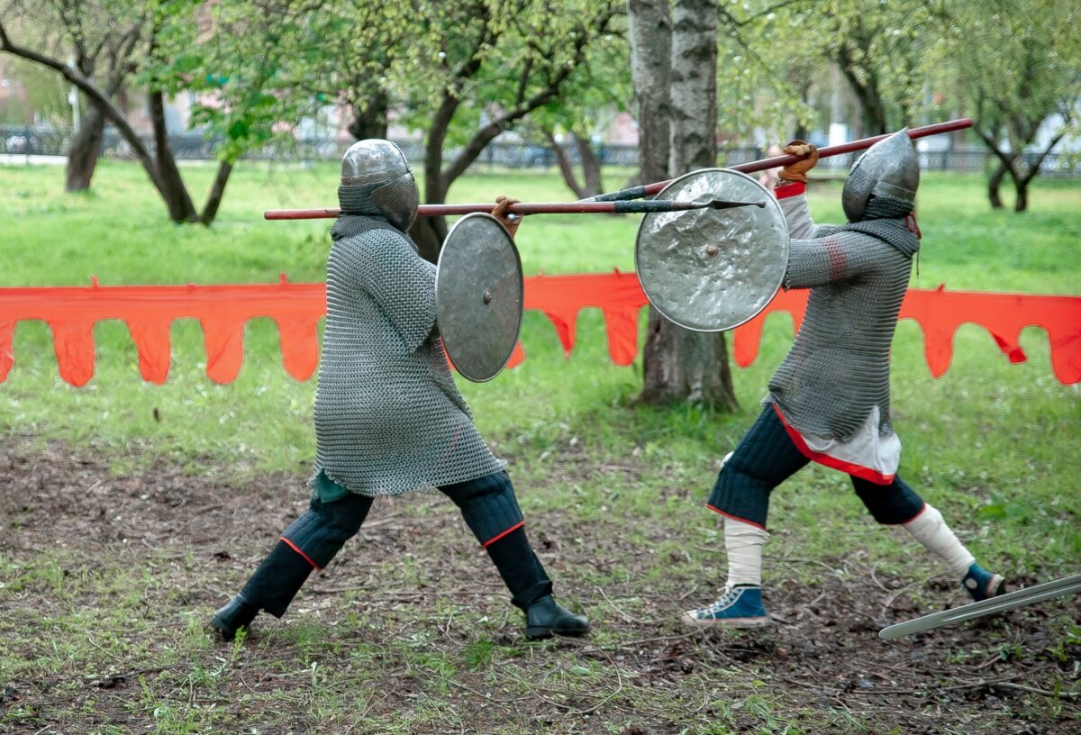 В Твери прошел молодежный фестиваль исторического моделирования «Копье святого Георгия