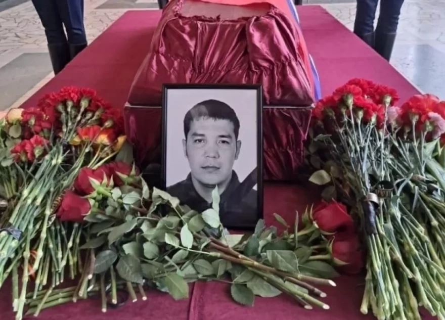 В Тверской области простились с 45-летним участником СВО