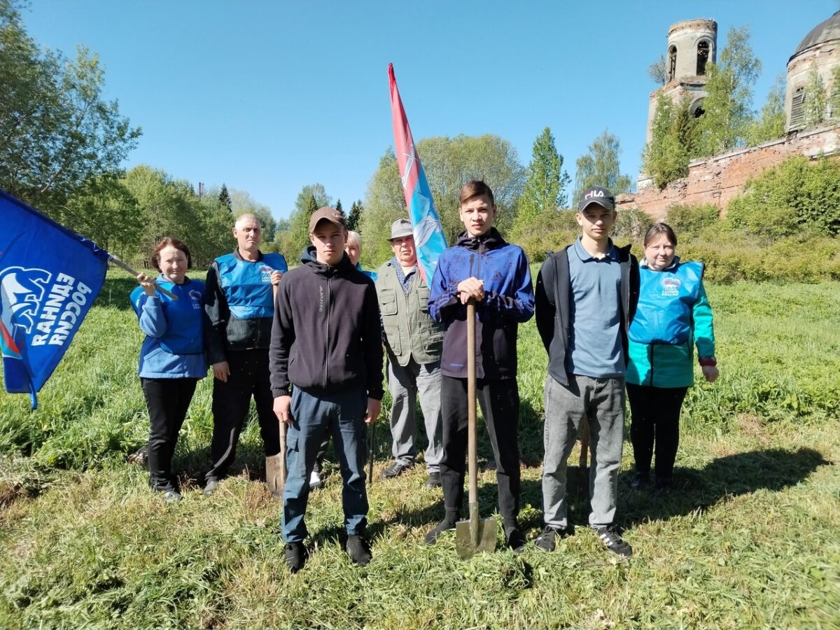 Активисты «Единой России» приняли участие в экологической акции