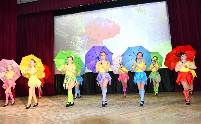 «Веселая карусель»: в Андреапольском округе прошел ежегодный хореографический фестиваль
