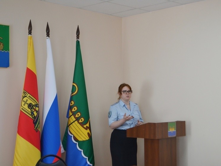 Сотрудникам администрации Андреаполя рассказали об уловках мошенников