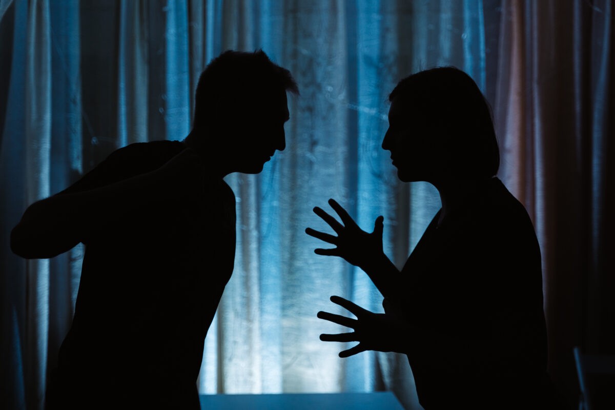 В Тверской области женщина обвинила отца-пенсионера в избиениях из ненависти