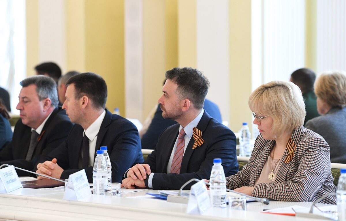 Губернатор Игорь Руденя определил задачи по организации в 2024 году летней занятости подростков